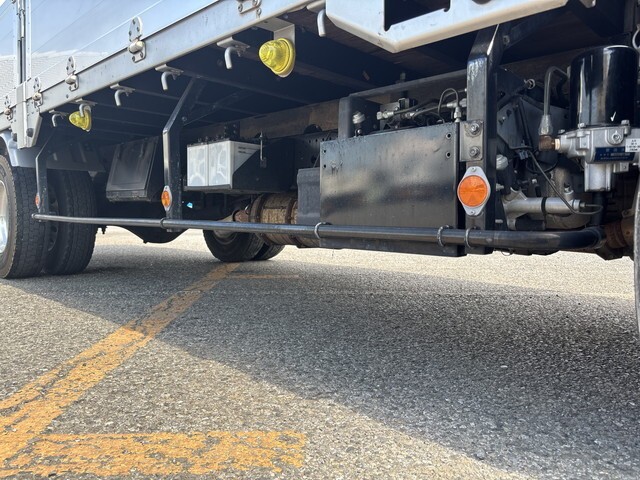 96845_19.jpg