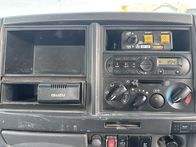 96843_39.jpg