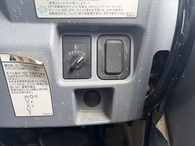 96703_38.jpg
