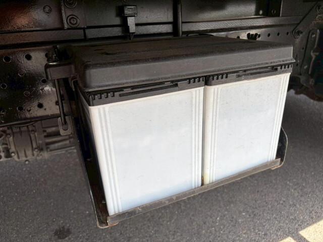 93763_20.jpg