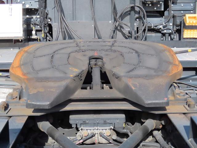 87607_25.jpg
