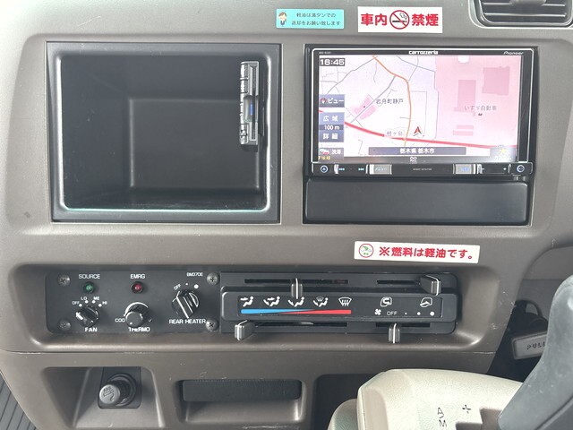 97641_28.jpg