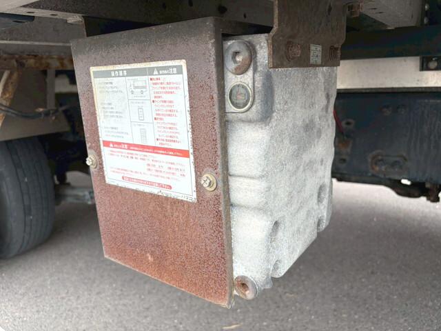 90037_35.jpg