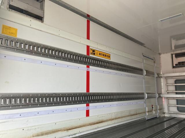 90748_12.jpg