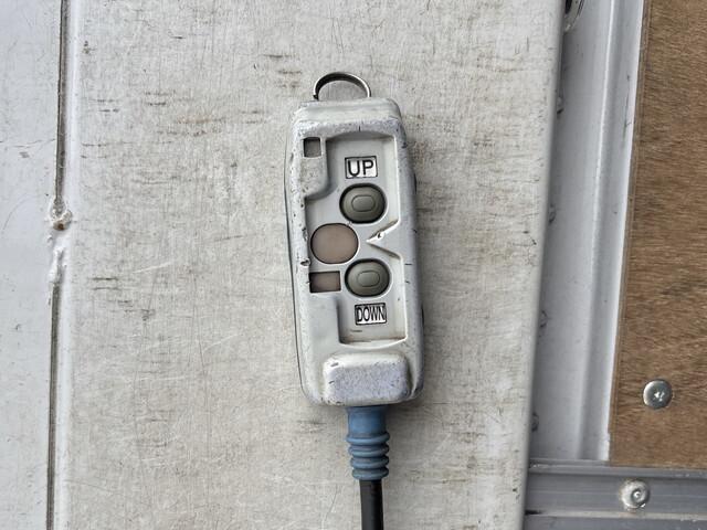 93363_19.jpg