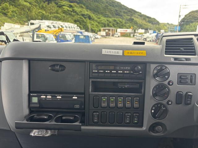 93738_38.jpg