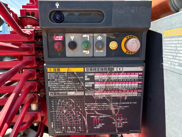 96067_15.jpg