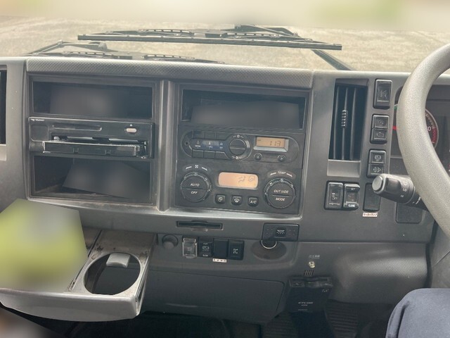 94940_37.jpg