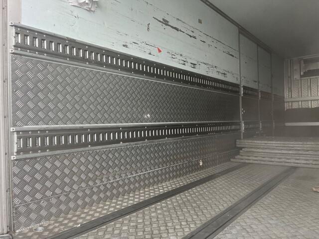 93347_12.jpg