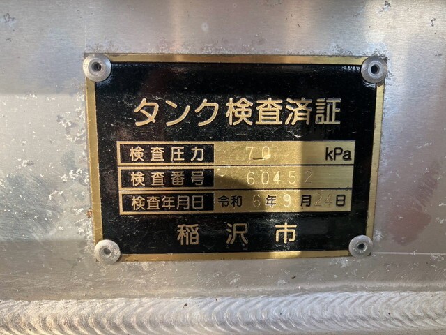 98361_22.jpg