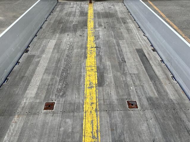 94757_16.jpg