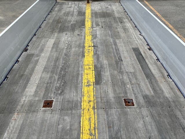 94757_16.jpg