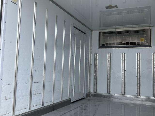 89802_13.jpg