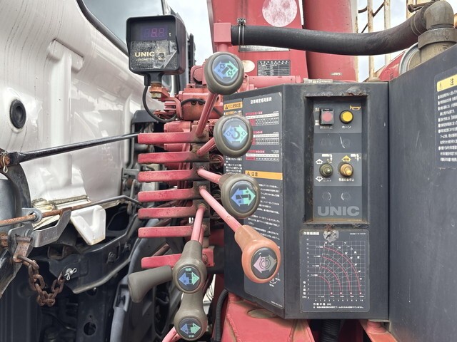 96977_18.jpg