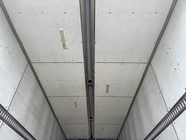 97273_15.jpg