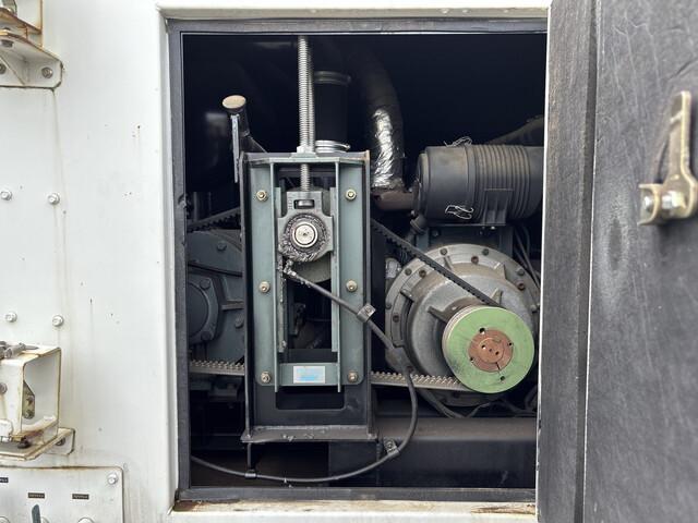 94223_16.jpg