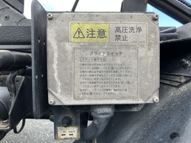 94877_23.jpg
