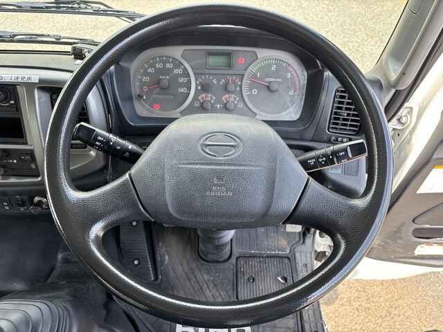 96403_37.jpg