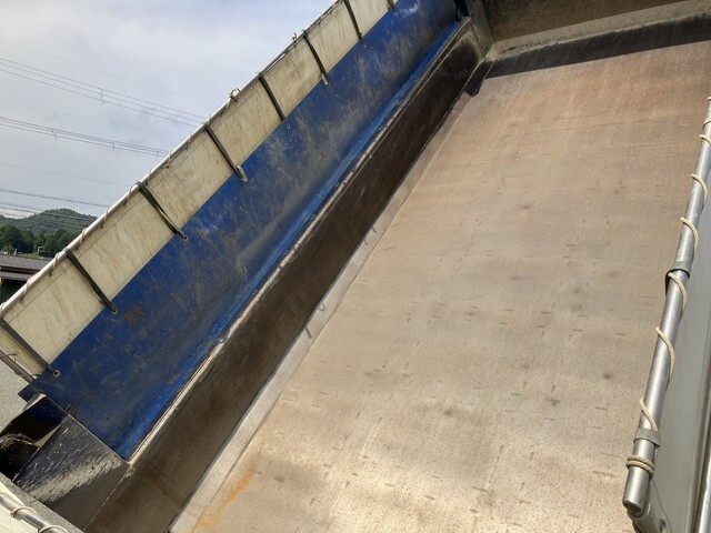 95761_15.jpg