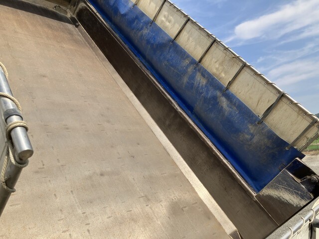 95761_16.jpg