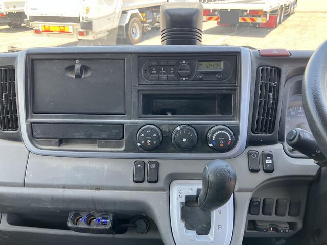 93556_30.jpg