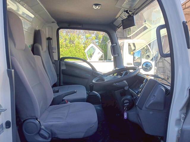 89876_32.jpg
