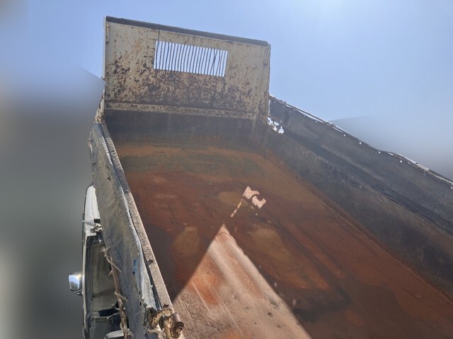 96000_9.jpg