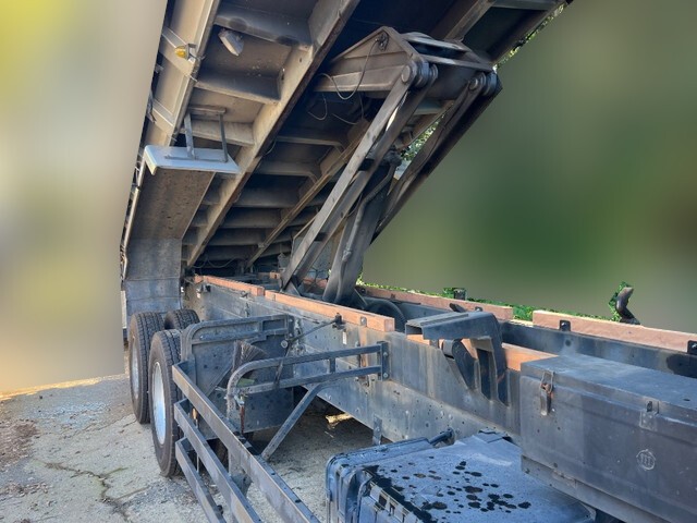 97681_22.jpg