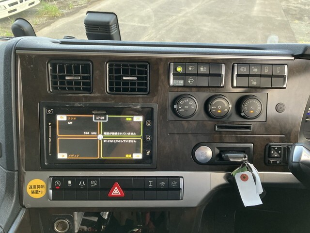 97983_36.jpg