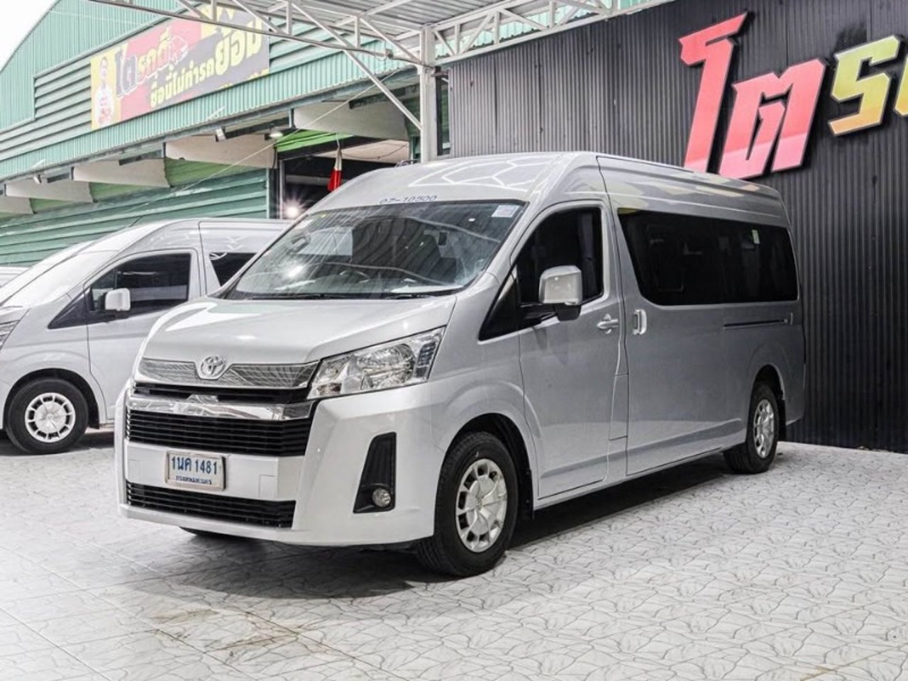 2020 Toyota Hiace COMMUTER 2.8 for sale in Kenya