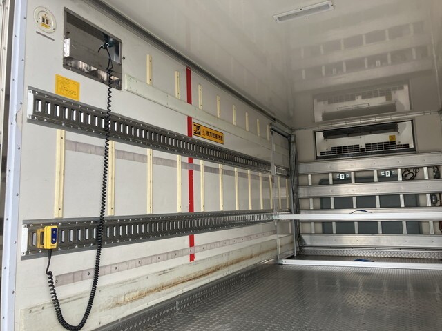 93386_12.jpg
