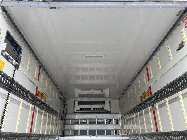 93386_13.jpg