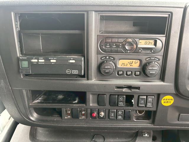 88411_23.jpg