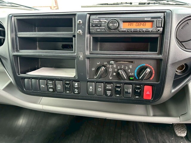 89940_14.jpg