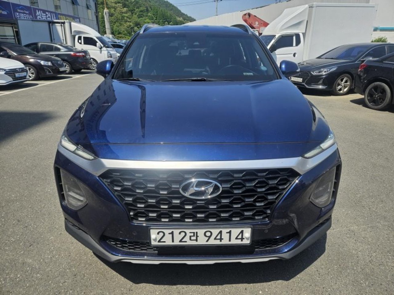 2019 Hyundai Santa, photo 1 of 1