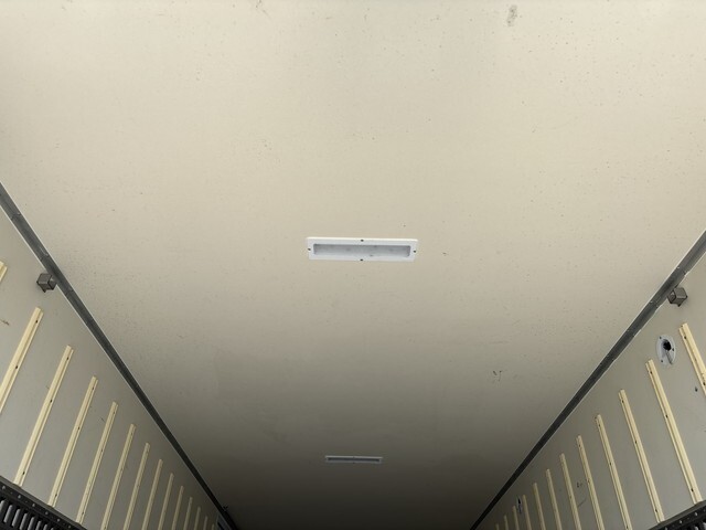 95379_17.jpg