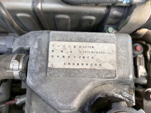 86758_32.jpg