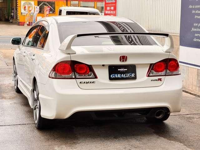 23099280_carP_l_9.jpg