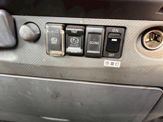 85102_28.jpg