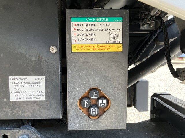 96670_22.jpg