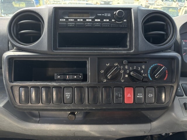93420_37.jpg