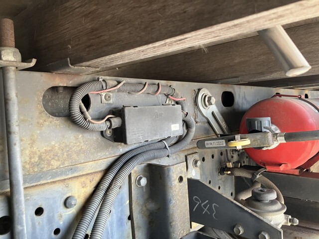 96651_27.jpg