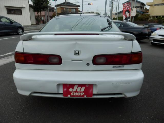 19766288_carP_l_3.jpg