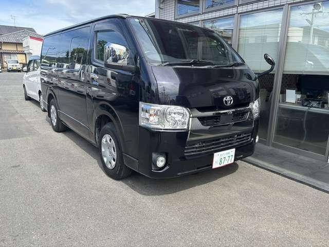 24069521_carP_l_1.jpg