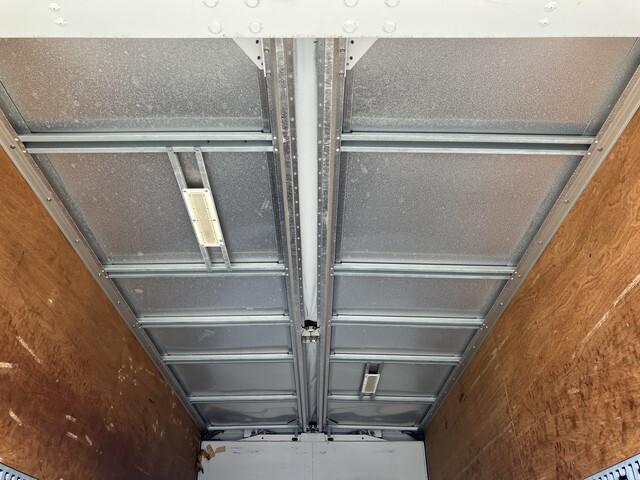 90589_15.jpg