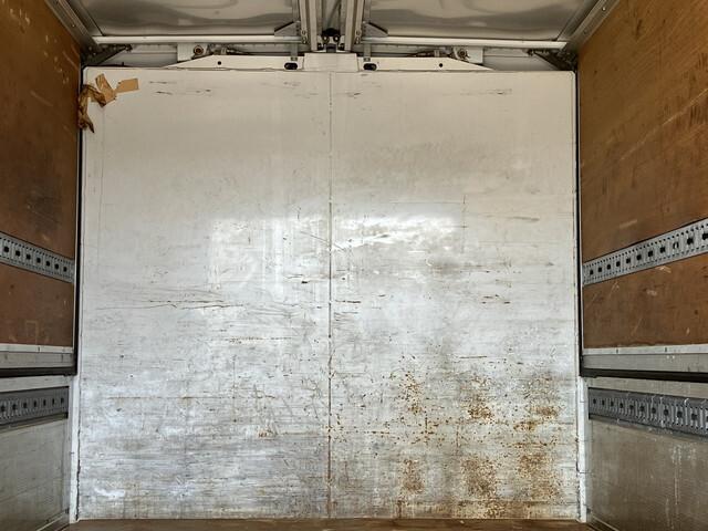 90589_17.jpg