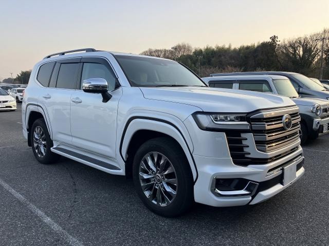 2023 Toyota Land Cruiser, photo 1 of 1