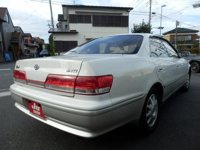 20118958_carP_l_10.jpg