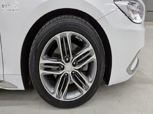 18d9240fb9733ca9b2b1de1ee2bbbb72.jpeg