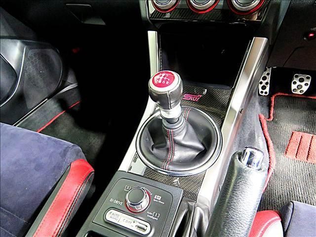 22502474_carP_l_16.jpg